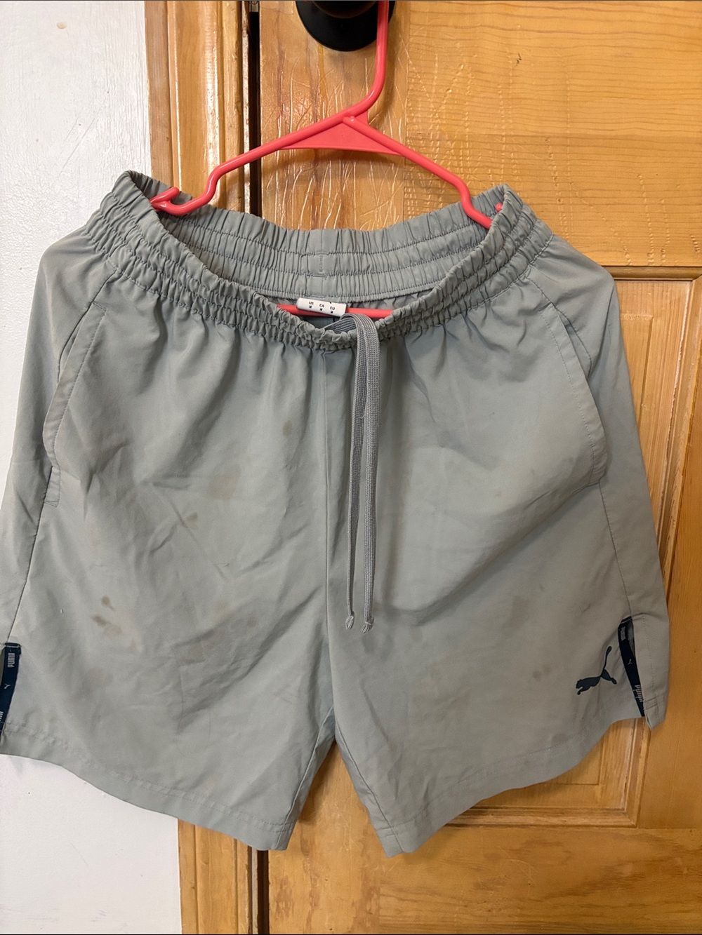 Puma Men's Light Gray Athletic Drawstring Shorts